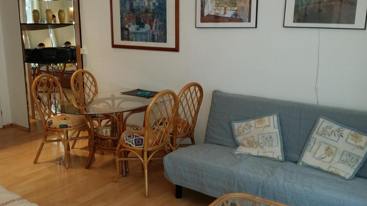 Holiday Apartments كارلوفي فاري المظهر الخارجي الصورة