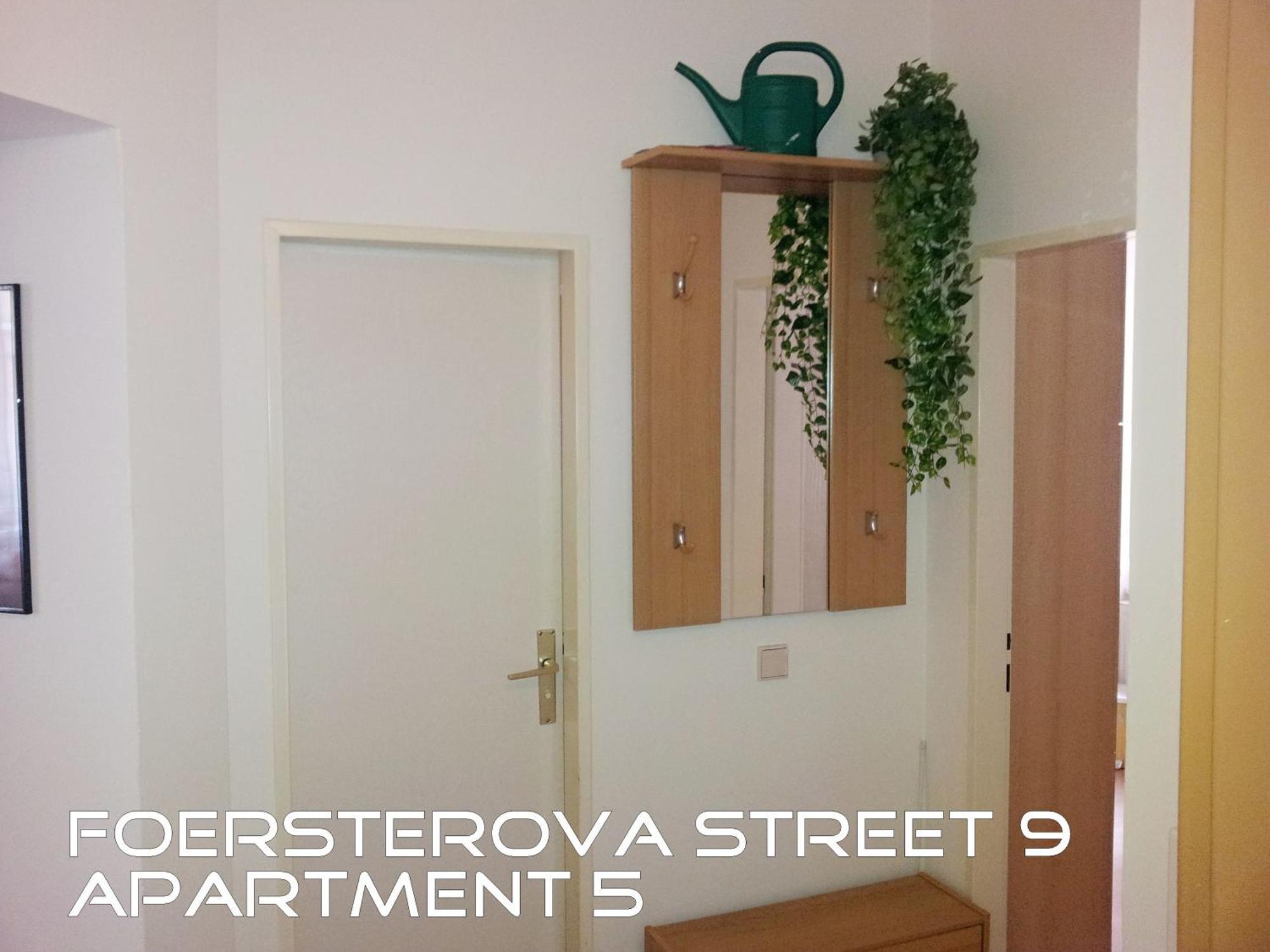 Holiday Apartments كارلوفي فاري المظهر الخارجي الصورة