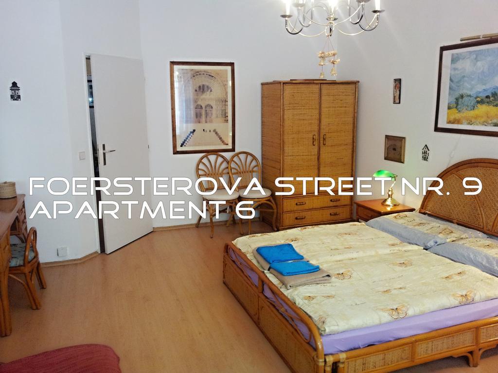 Holiday Apartments كارلوفي فاري المظهر الخارجي الصورة